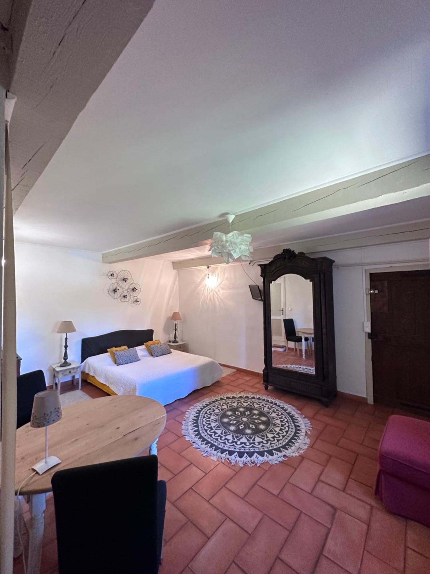 Moulin d'Antelon B&B Crillon-le-Brave Exterior foto