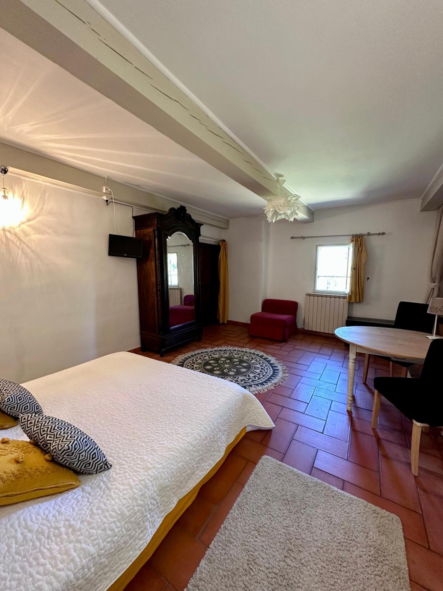 Moulin d'Antelon B&B Crillon-le-Brave Exterior foto