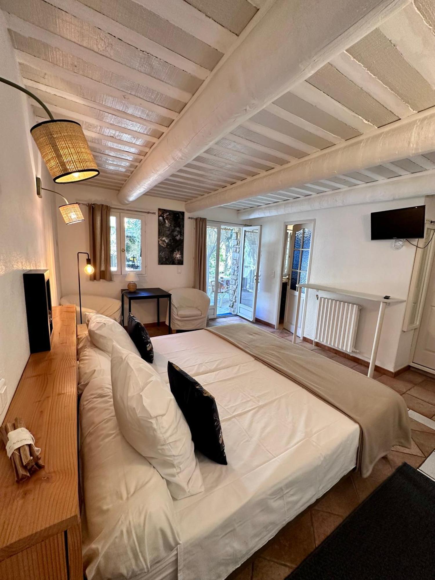 Moulin d'Antelon B&B Crillon-le-Brave Exterior foto